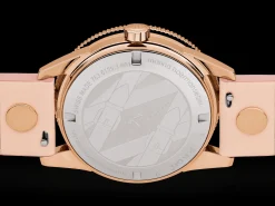 Captain Cook Marina Hoermanseder*Rado Best