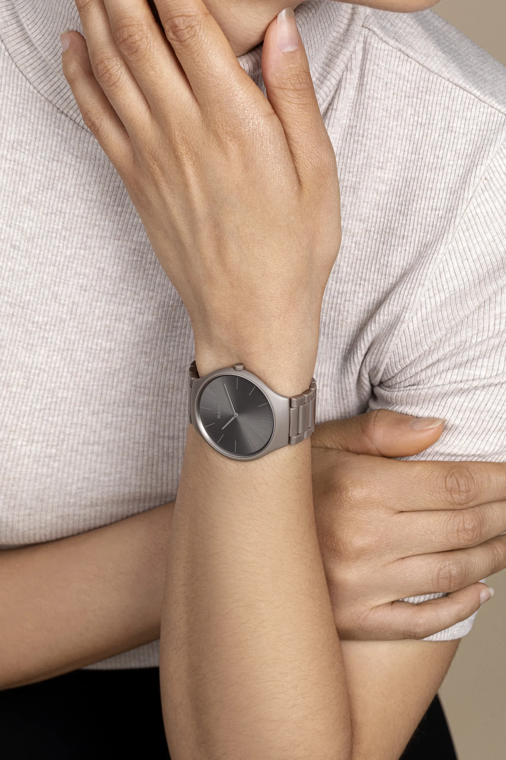 True Thinline Les Couleurs™ Le Corbusier Grey brown natural umber 32141*Rado Discount